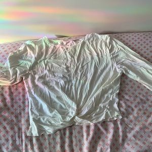 Large silky shirt with tie in front